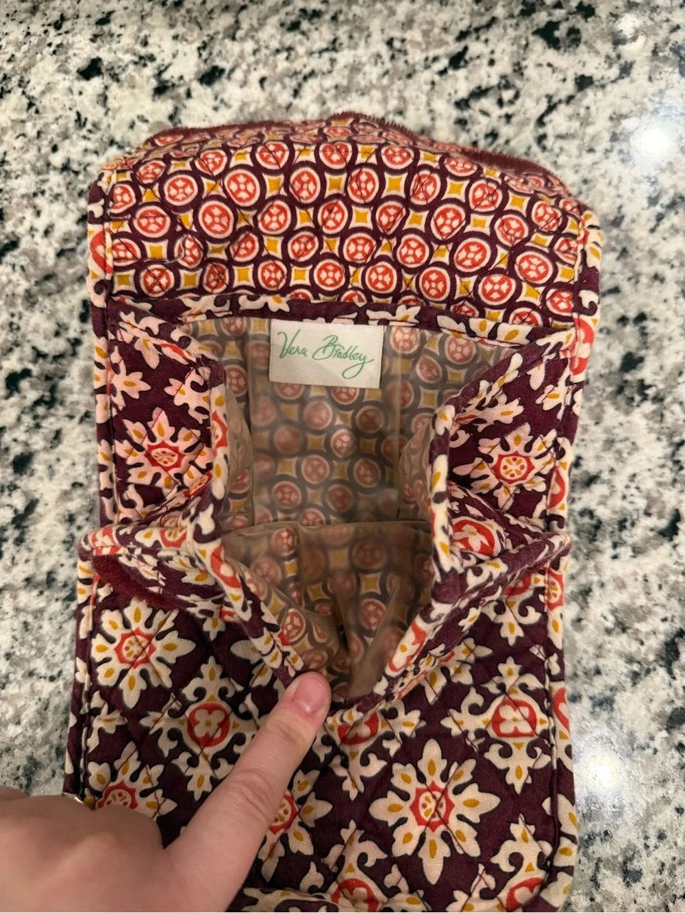 Quilted Floral Pattern Burgundy Lunch Bag